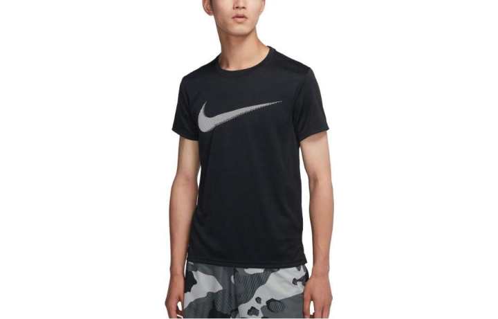 Nike Nike T Shirts Men's Black Crew Neck Moderate Straight Fit