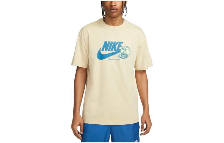 Nike Nike T Shirts Men's Champagne Crew Neck Moderate Straight Fit