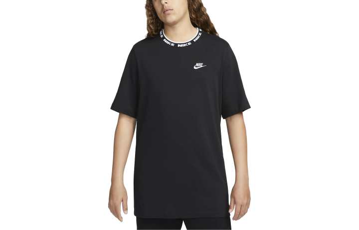 Nike Nike T Shirts Men's Black Crew Neck Moderate Straight Fit