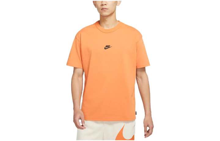 Nike Nike T Shirts Men's Orange Crew Neck Moderate Straight Fit