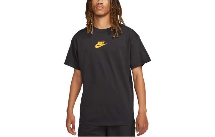 Nike Nike T Shirts Men's Black Crew Neck Moderate Straight Fit