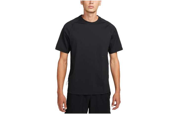 Nike Nike T Shirts Men's Black Crew Neck Moderate Straight Fit