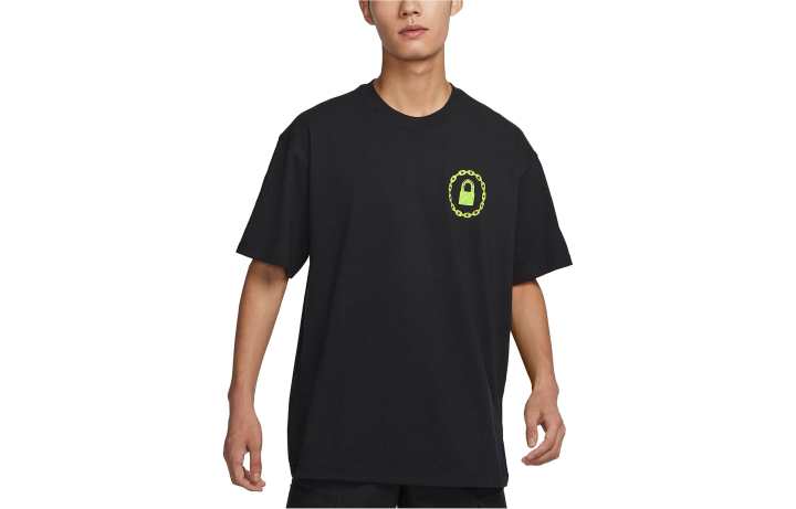 Nike Nike T Shirts Men's Black Crew Neck Moderate Straight Fit