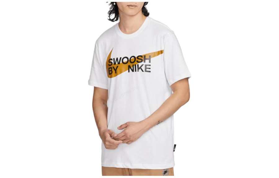 Nike Nike T Shirts Men's White Crew Neck Moderate Straight Fit
