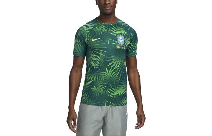 Nike Nike T Shirts Men's Green Crew Neck Moderate Straight Fit