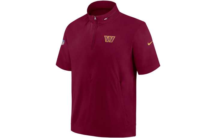 Nike Nike T Shirts Men's Red Stand Collar Moderate Straight Fit