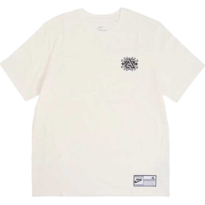 Nike Nike T Shirts Men's White Crew Neck Moderate Straight Fit