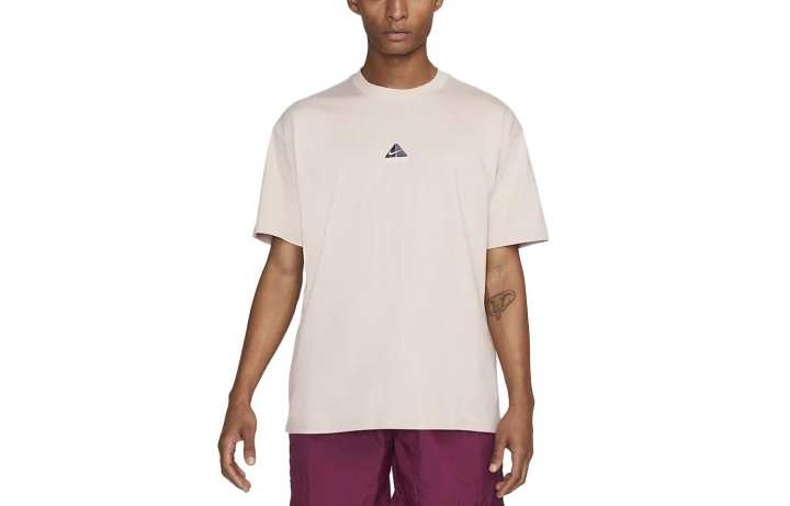 Nike Nike T Shirts Men's Flesh Crew Neck Moderate Straight Fit