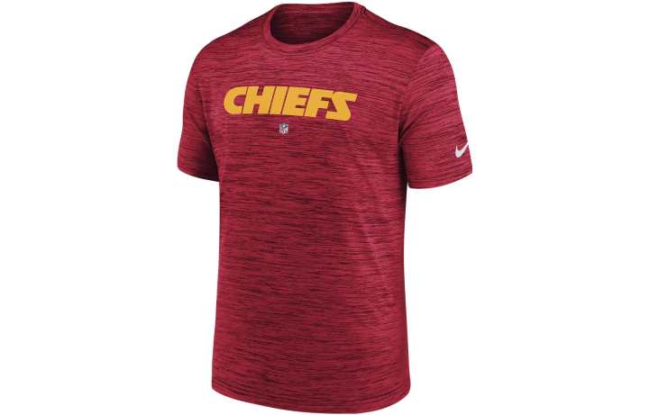 Nike Nike T Shirts Men's Red Crew Neck Moderate Straight Fit