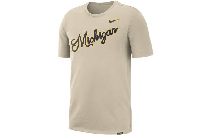 Nike Nike T Shirts Men's Rattan Yellow Crew Neck Moderate Straight Fit