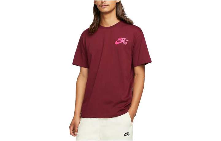 Nike Nike T Shirts Men's Burgundy Crew Neck Moderate Straight Fit