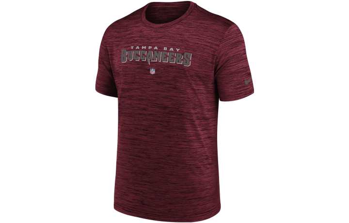 Nike Nike T Shirts Men's Dark Red Crew Neck Moderate Straight Fit