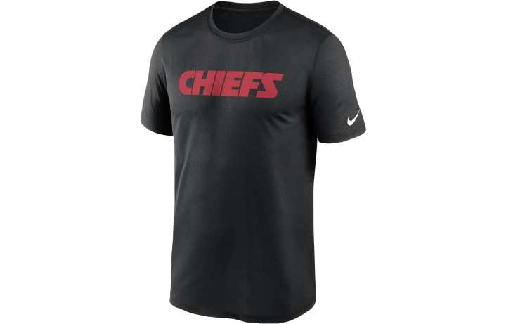Nike Nike T Shirts Men's Black Crew Neck Moderate Straight Fit