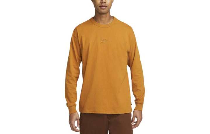Nike Nike T Shirts Men's Gold Crew Neck Moderate Straight Fit