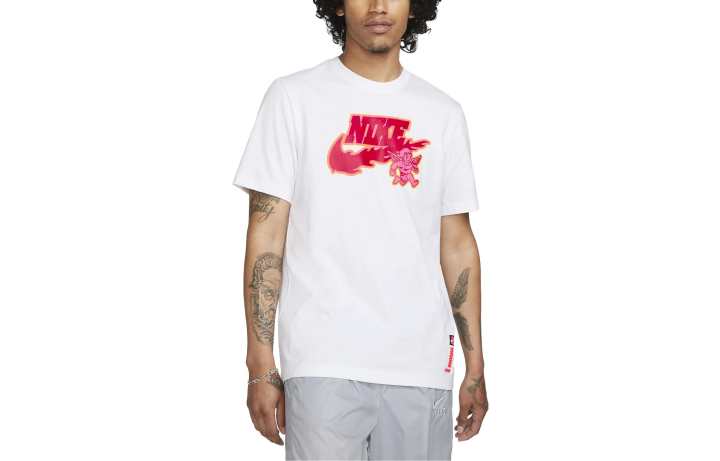 Nike Nike T Shirts Men's White Crew Neck Moderate Straight Fit