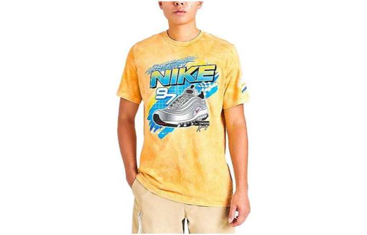 Nike Nike T Shirts Men's Yellow Crew Neck Moderate Straight Fit