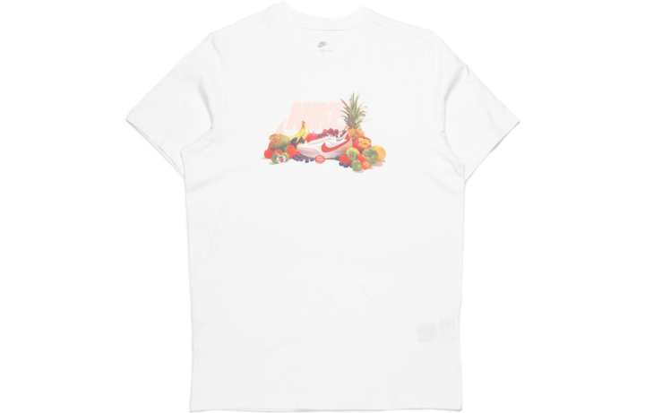 Nike Nike T Shirts Men's White Crew Neck Moderate Straight Fit