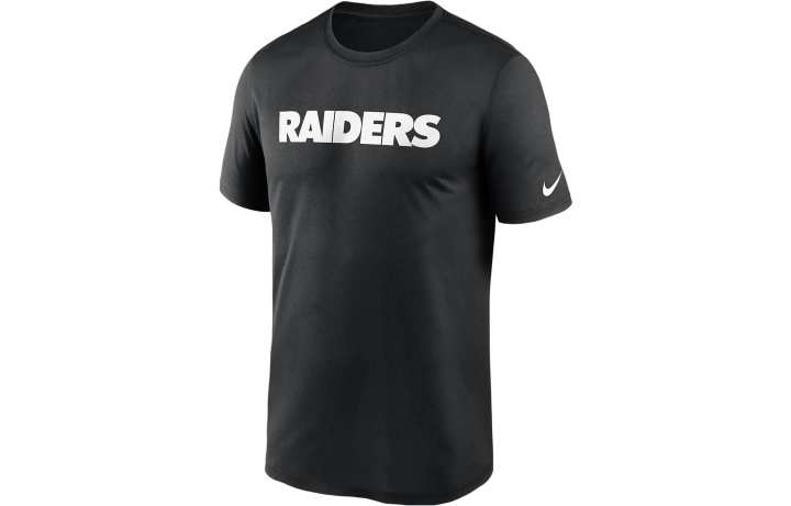 Nike Nike T Shirts Men's Black Crew Neck Moderate Straight Fit