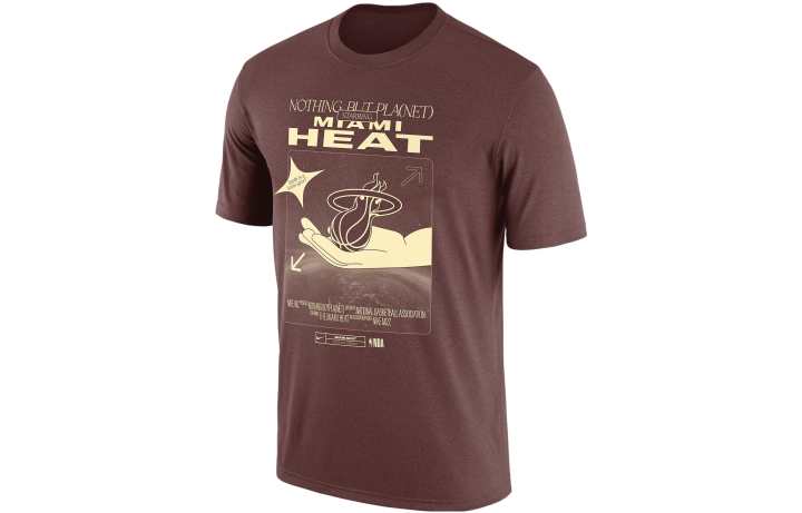 Nike Nike T Shirts Men's Dark Brown Crew Neck Moderate Straight Fit