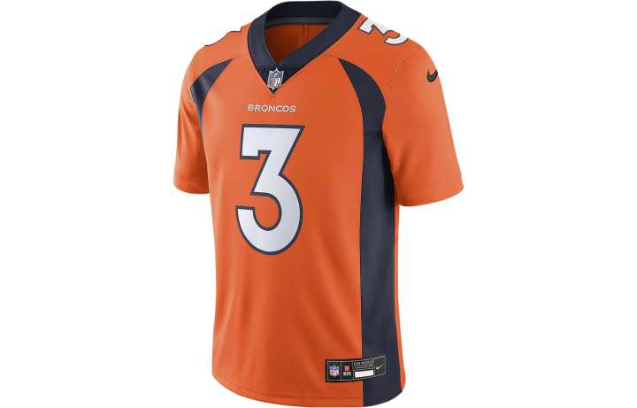 Nike Nike T Shirts Men's Saffron V Neck Moderate Straight Fit