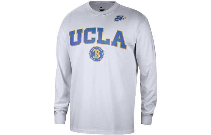 Nike Nike T Shirts Men's White Crew Neck Moderate Straight Fit