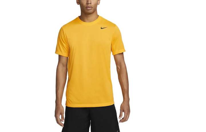 Nike Nike T Shirts Men's Gold Crew Neck Thin Straight Fit
