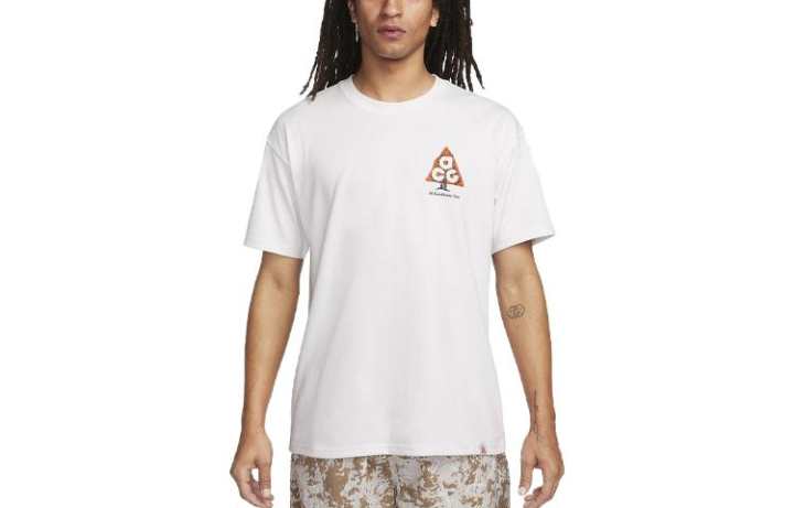 Nike Nike T Shirts Men's White Crew Neck Moderate Straight Fit