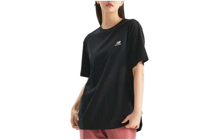 New Balance New Balance UNI Essential T Shirts Unisex Black Crew Neck Moderate