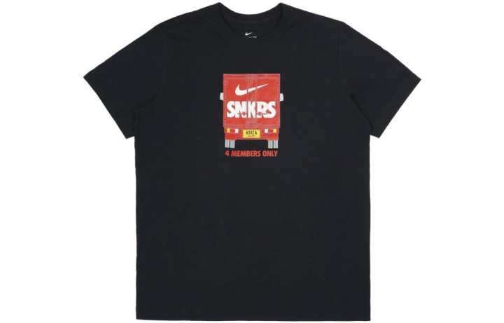 Nike Nike T Shirts Unisex Black Crew Neck Moderate Straight Fit