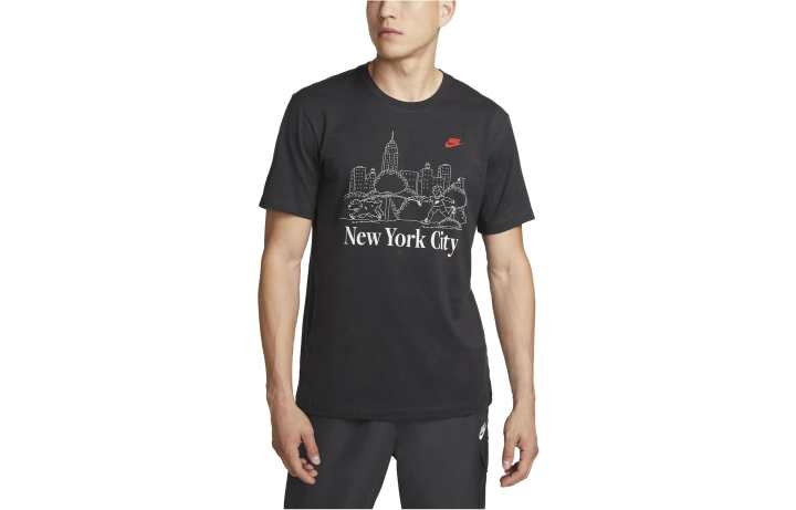 Nike Nike T Shirts Men's Black Crew Neck Moderate Straight Fit