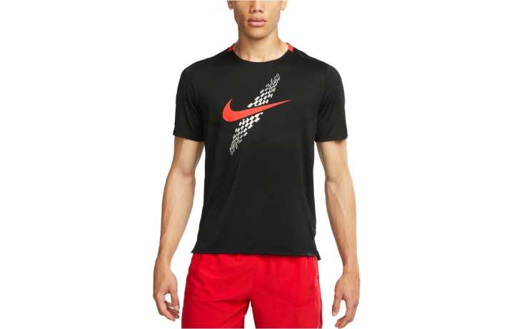 Nike Nike T Shirts Men's Black Crew Neck Moderate Straight Fit