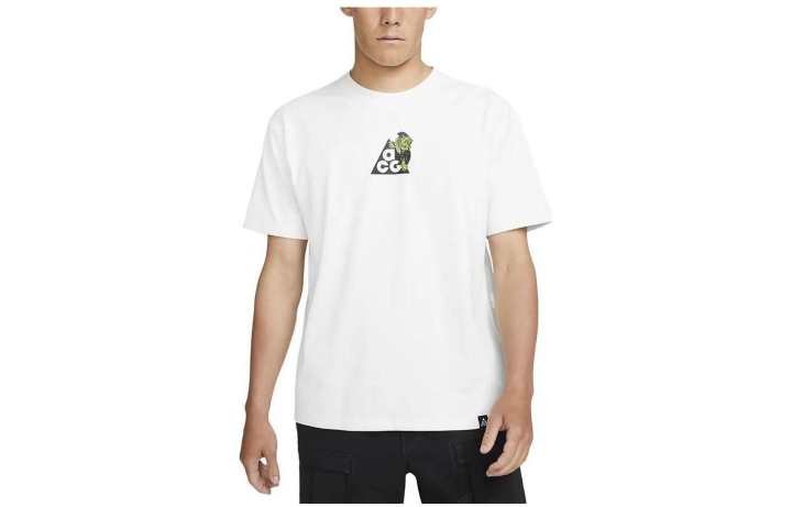 Nike Nike T Shirts Men's White Crew Neck Moderate Straight Fit
