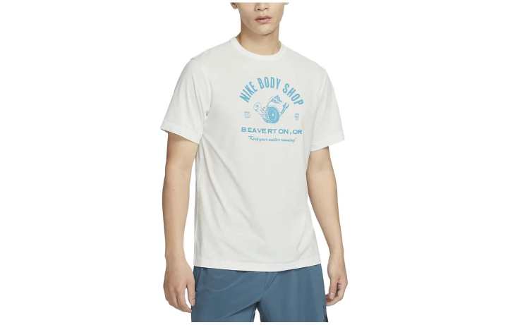 Nike Nike T Shirts Men's Summit White Crew Neck Moderate Straight Fit