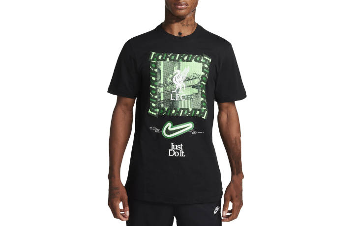 Nike Nike T Shirts Men's Black Crew Neck Moderate Straight Fit