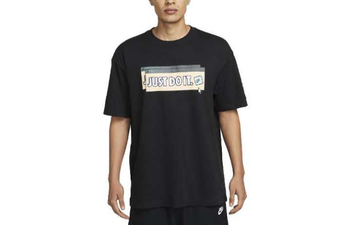 Nike Nike T Shirts Men's Black Crew Neck Moderate Straight Fit
