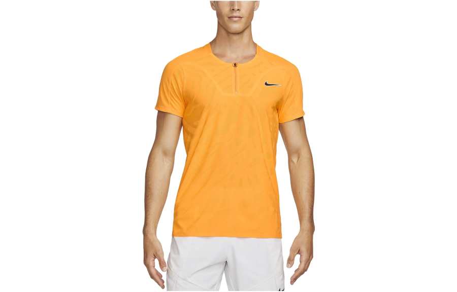 Nike Nike T Shirts Men's Yellow Crew Neck Moderate Straight Fit