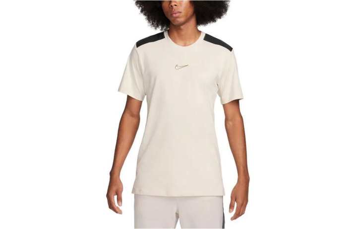 Nike Nike T Shirts Men's Sail White Crew Neck Moderate Straight Fit