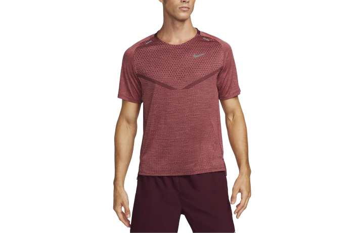 Nike Nike Dri Fit T Shirts Men's Red Crew Neck Moderate
