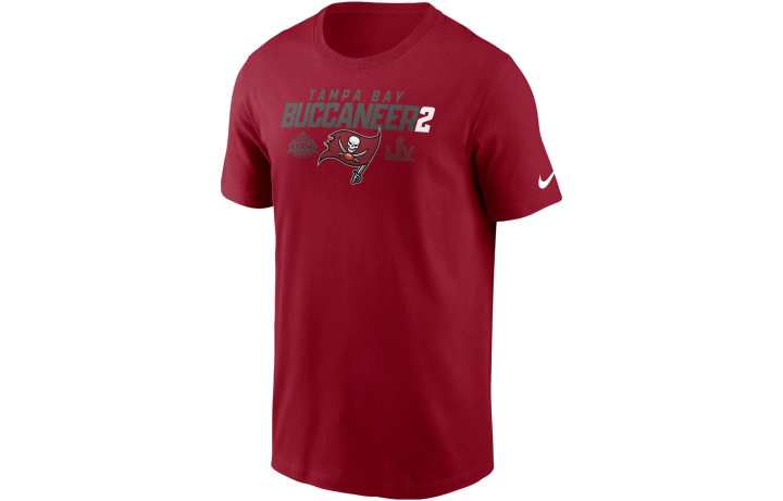 Nike Nike T Shirts Men's Red Crew Neck Moderate Straight Fit