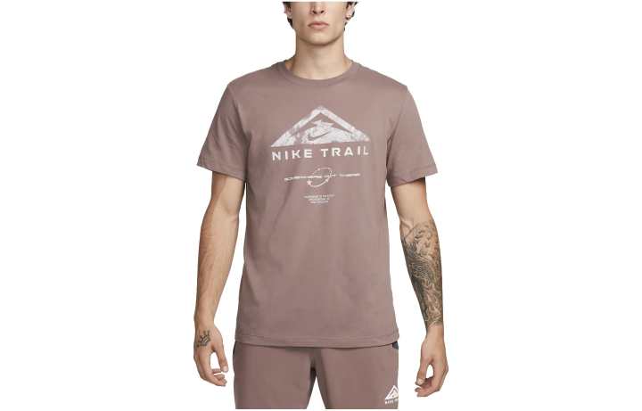 Nike Nike T Shirts Men's Brown Crew Neck Moderate Straight Fit