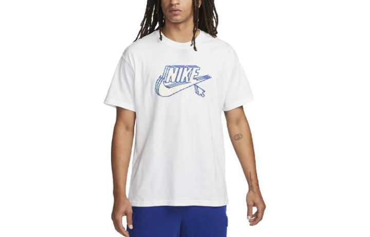 Nike Nike T Shirts Men's White Crew Neck Moderate Straight Fit