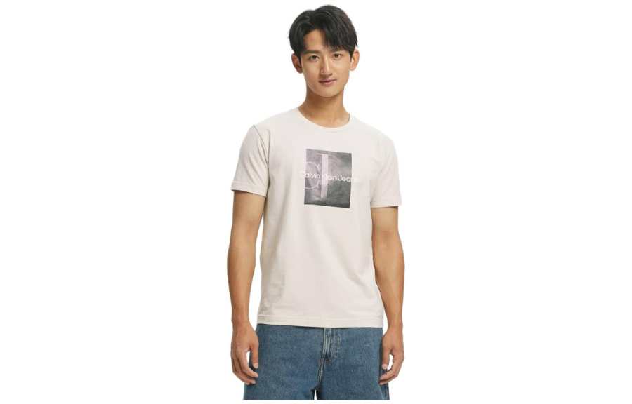 Calvin Klein T Shirts Men's White Crew Neck Moderate Straight Fit