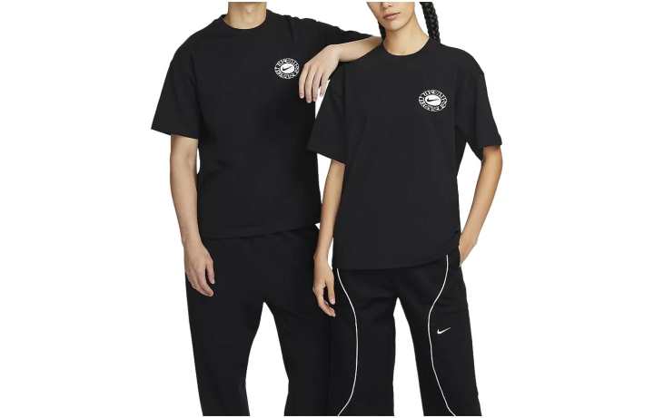 Nike Nike T Shirts Unisex Black Crew Neck Moderate Straight Fit