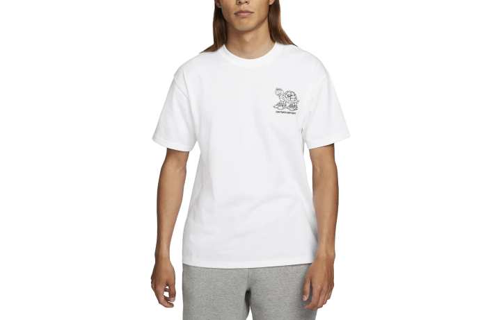 Nike Nike T Shirts Men's White Crew Neck Moderate Straight Fit