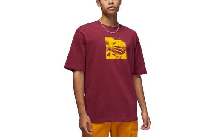 Nike Nike T Shirts Men's Red Crew Neck Moderate Straight Fit
