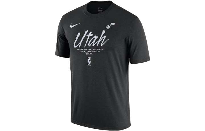 Nike Nike T Shirts Men's Black Crew Neck Moderate Straight Fit