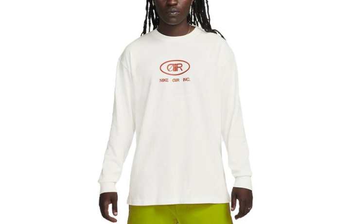 Nike Nike T Shirts Men's White Crew Neck Moderate Straight Fit