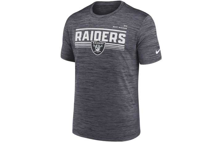 Nike Nike T Shirts Men's Black Crew Neck Moderate Straight Fit