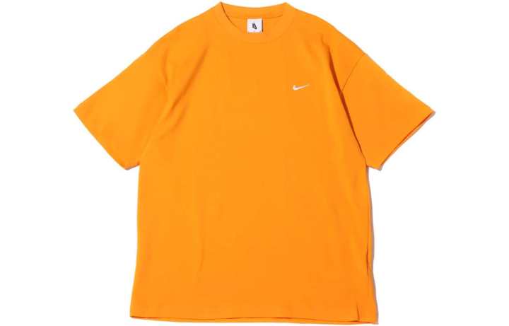 Nike Nike T Shirts Men's Orange Crew Neck Moderate Straight Fit
