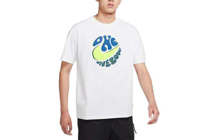 Nike Nike T Shirts Men's White Crew Neck Moderate Straight Fit